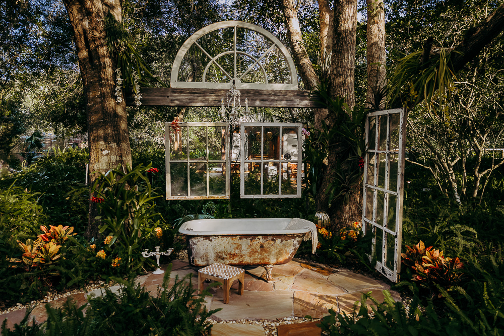 ceremony at del favero oasis a intimate florida wedding venue