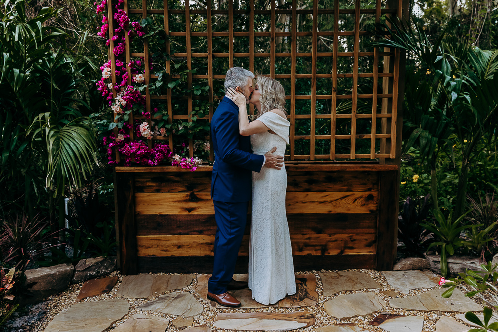 bridal portraits at del favero oasis in tampa florida