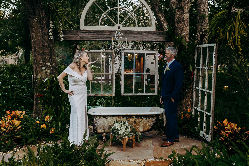 bridal portraits at del favero oasis in tampa florida