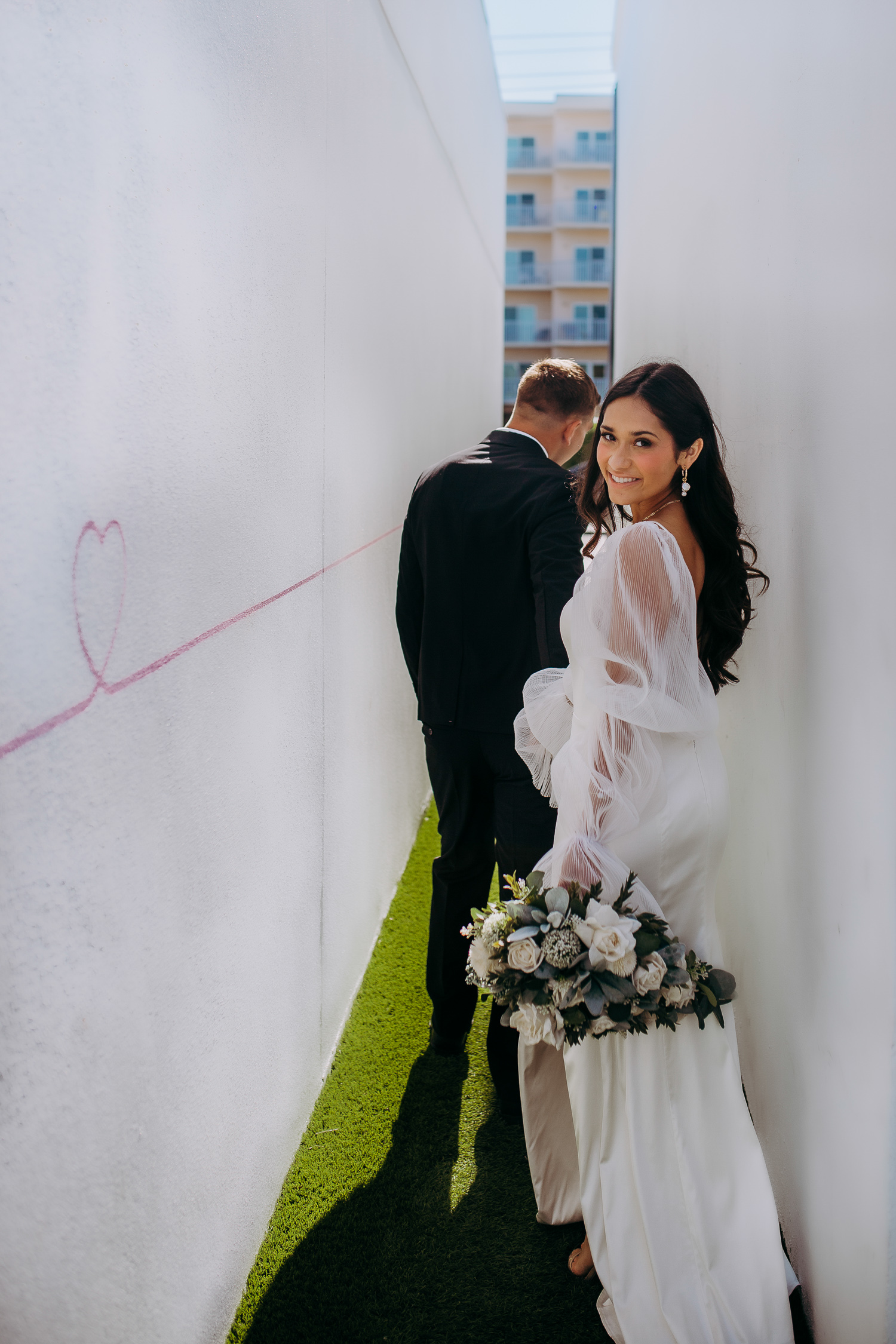 couple eloping in florida by the beach