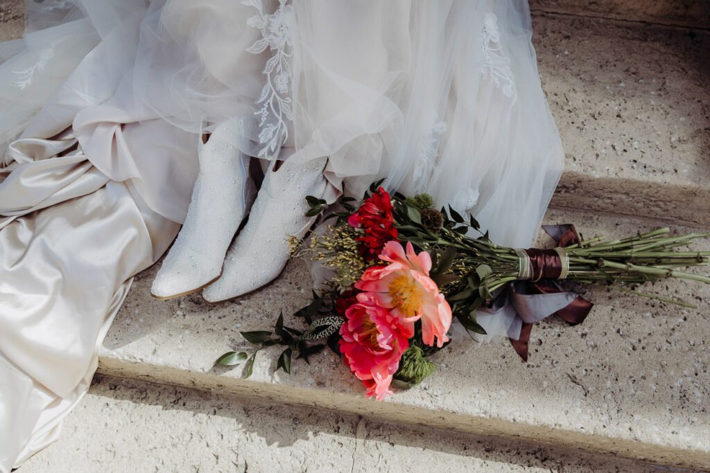 a photo of florals that are a must have on a elopement checklist 